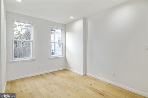 1722 28 St, Philadelphia PA 19145-1613 exterior