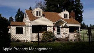 802 125th St, Seattle WA  98125-3923 exterior