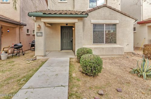 10552 Pleasant Pasture Dr, Tucson AZ  85747-6018 exterior