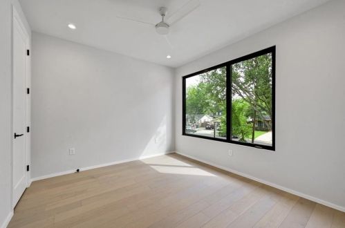 1807 Collier St, Austin TX 78704-2911 exterior