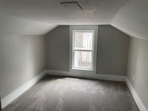 765 Larch Ave, Meskegon MI 49441-2319 exterior