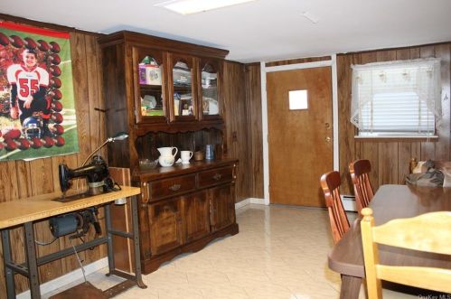 195 Swinton Ave, Bronx NY 10465-1920 exterior