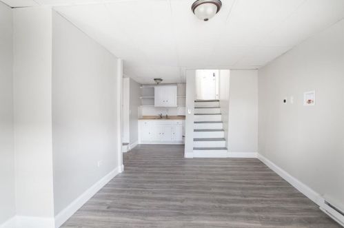 35 Gray St, Providence RI 02904-4702 exterior