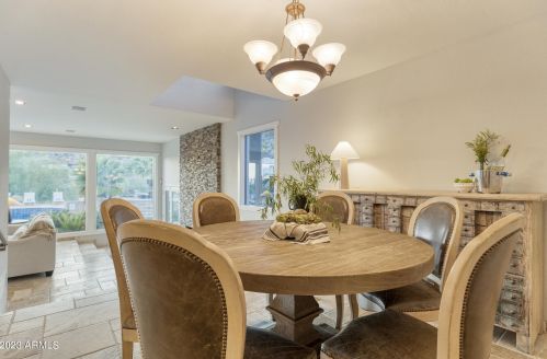 6619 36th St, Phoenix AZ  85018-1004 exterior