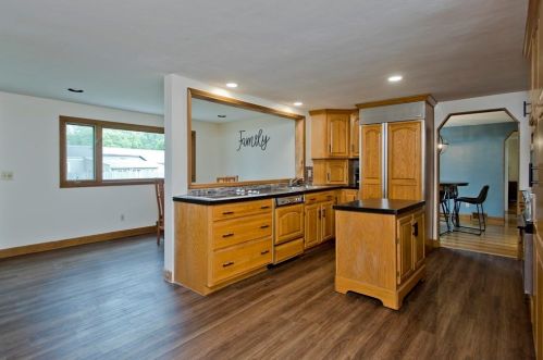 315 Winton St, Springfield MA  01118-1257 exterior