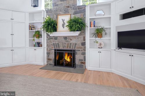 38 Carter Rd, Princeton NJ 08540-2110 exterior