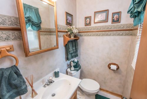 5030 20th St, Milwaukee WI 53233-2506 exterior