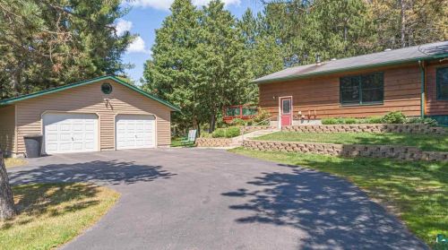 1504 Pioneer Rd, Ely MN 55731-1952 exterior