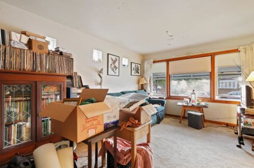 5655 Kenneth Ave, Chicago IL 60646-5907 exterior