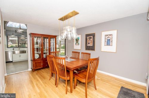 607 Sayre Dr, Princeton NJ 08540-5859 exterior