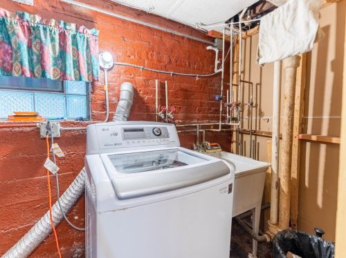 1627 Mcvicker Ave, Chicago IL 60630-1925 exterior