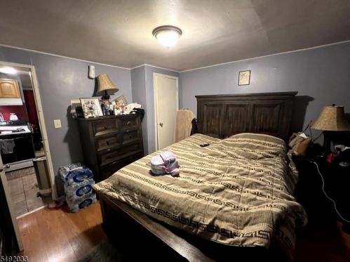 24 Seeley St, Paterson NJ 07501-3112 exterior