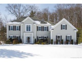 15 Devonshire Ct, Avon, CT 06001-2449