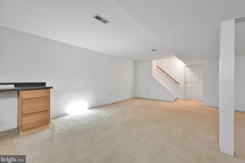 3223 Pinewyn Cir, Lancaster PA exterior