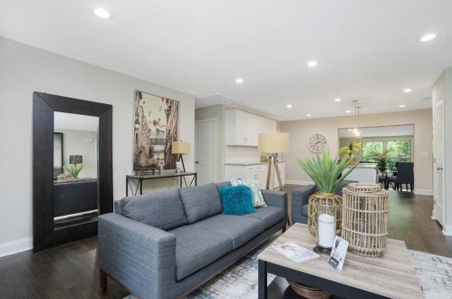 1201 Clearview Dr, Atlanta GA  30319-4103 exterior