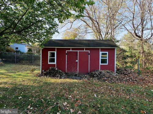 31 Glen Riddle Rd, Media PA 19063-5228 exterior