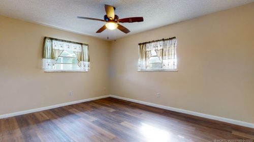 765 Byron St, Fort Pierce FL 34983-1921 exterior