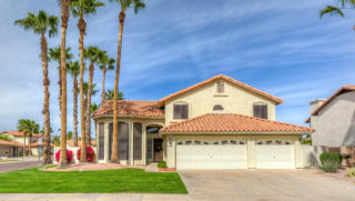 3216 Redwood Ln, Phoenix, AZ 85045-1237