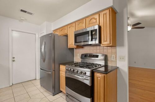 2811 Firecrest Dr, Austin TX 78748-5127 exterior