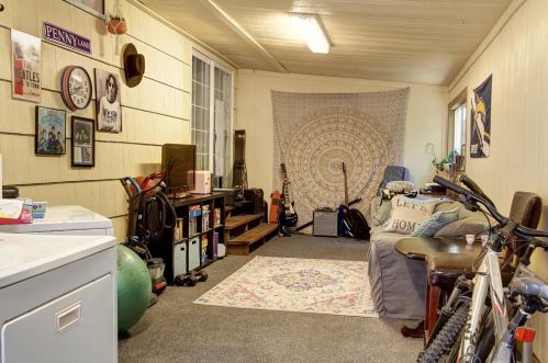 302 Reading St, Folsom CA 95630-3028 exterior