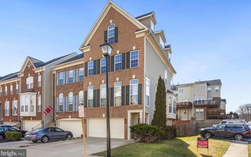 1523 Artillery Ter, Leesburg VA  20176-6625 exterior