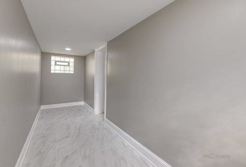 3048 80th St, Chicago IL  60617-1437 exterior