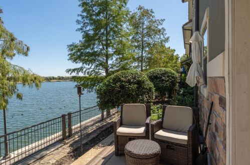 6728 Marbella, Irving TX  75039-3211 exterior