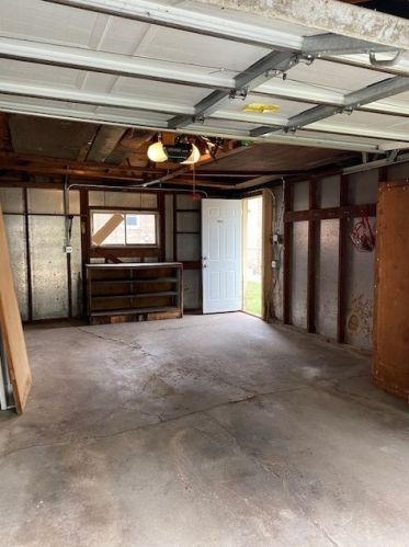 14325 Wallace Ave, Chicago IL 60827-1145 exterior