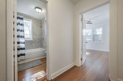 6718 11 St, Tampa FL 33604-3215 exterior