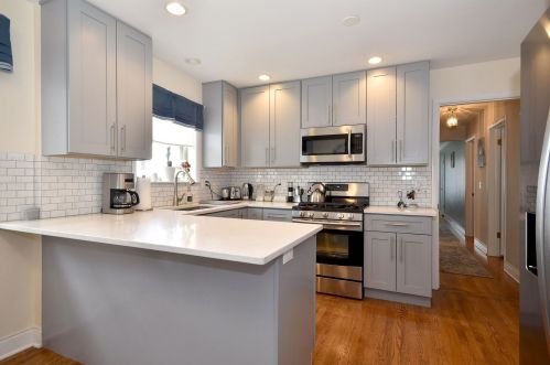 4536 Nottingham Ave, Chicago IL 60656-3825 exterior