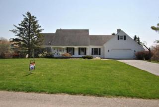 3421 Applecrest Ct, Ada, MI 49301-9325