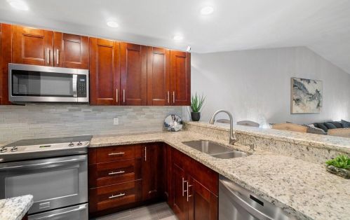 19943 Dean Dr, Boca Raton FL  33434-5410 exterior