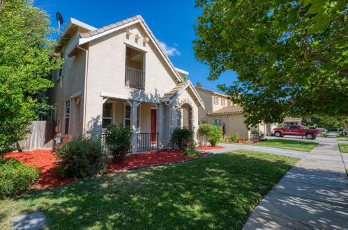 4160 Tahama Ln, Turlock, CA 95382-8645