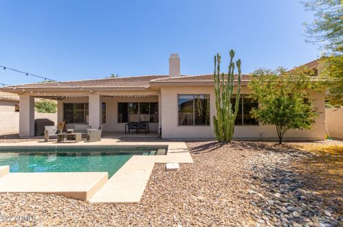 1802 Mead Pl, Chandler AZ  85248-5435 exterior