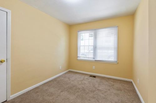 178 Barfield Ave, Atlanta GA 30310-1104 exterior