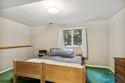 1551 Leffingwell Ave, Grand Rapids MI 49525-4530 exterior