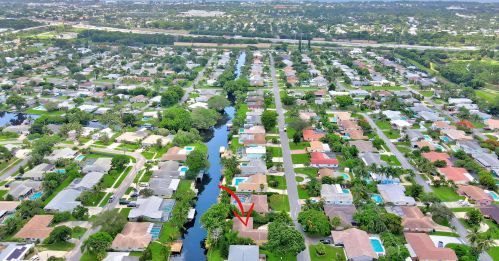 1281 27 Ave, Boynton Beach FL 33435-7632 exterior