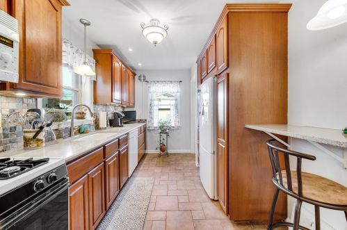 10729 Sawyer Ave, Chicago IL 60655-2413 exterior