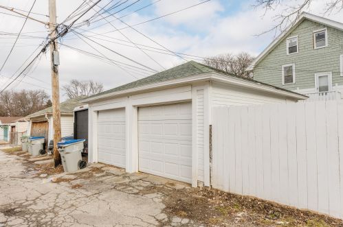 3271 36th St, Milwaukee WI  53215-4131 exterior