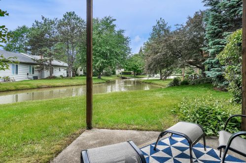 5067 Stauffer Ave, Grand Rapids MI 49508-5149 exterior