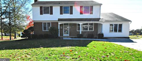 2203 Curtis Rd, Riverton, NJ 08077-3336