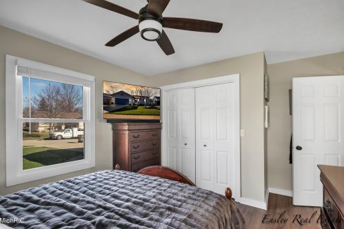 455 Macomb Ave, Grand Rapids MI 49534-3572 exterior