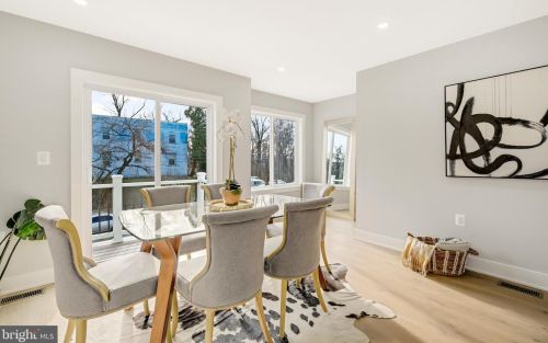 204 Newcomb St, Washington, DC 20032-1709