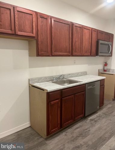 1223 Jackson St, Camden NJ 08104-3525 exterior