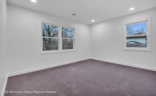 722 Green Valley Rd, Jackson Twp NJ  08527-2942 exterior