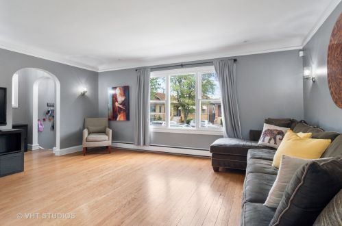 5537 Melrose St, Chicago, IL 60641-4119