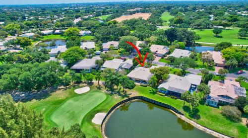 36 Hampshire Ln, Boynton Beach FL 33436-7414 exterior