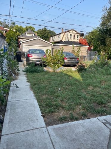 7342 Sangamon St, Chicago, IL 60621-1628