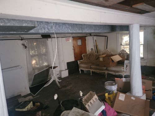 1560 93 St, Chicago IL 60617-3607 exterior