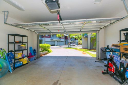 7012 Hawaii Kai Dr, Honolulu HI 96825-4137 exterior